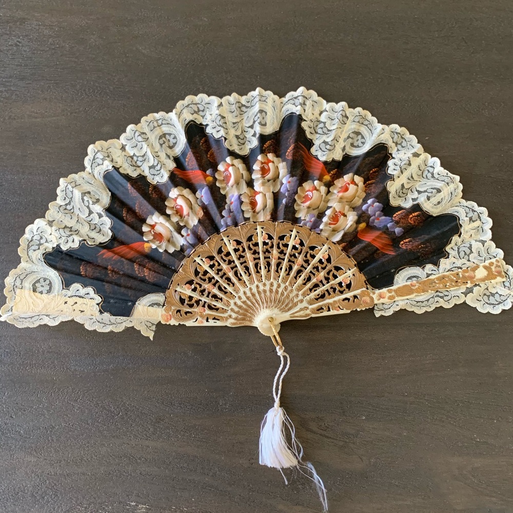 Antique HAND PAINTED VTG Hand FAN HOME DECOR ART